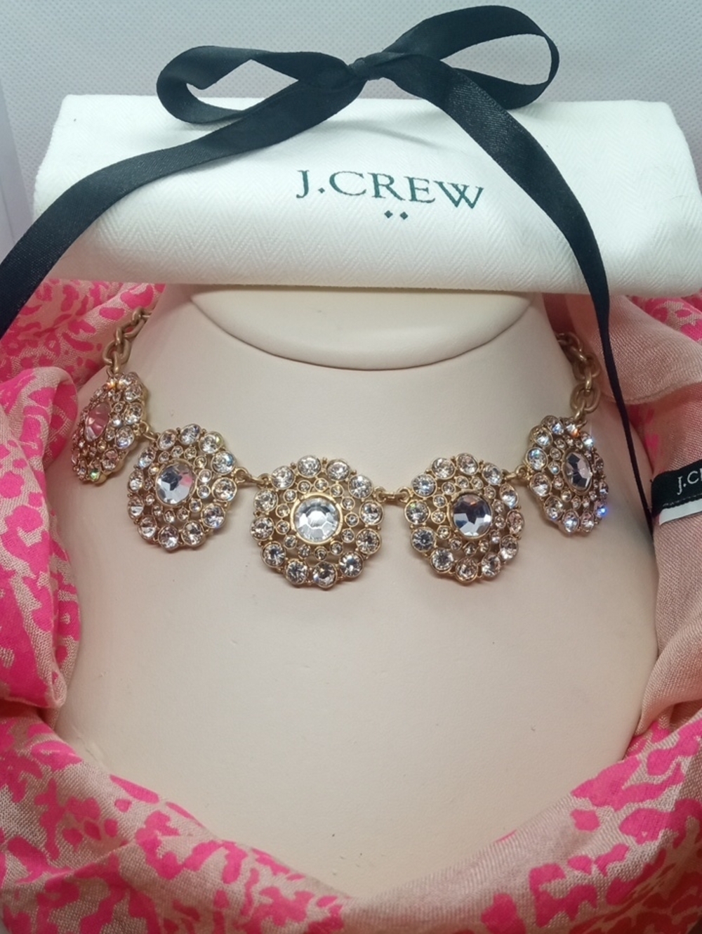 J.CREW CHUNKY MEDALLION NECKLACE